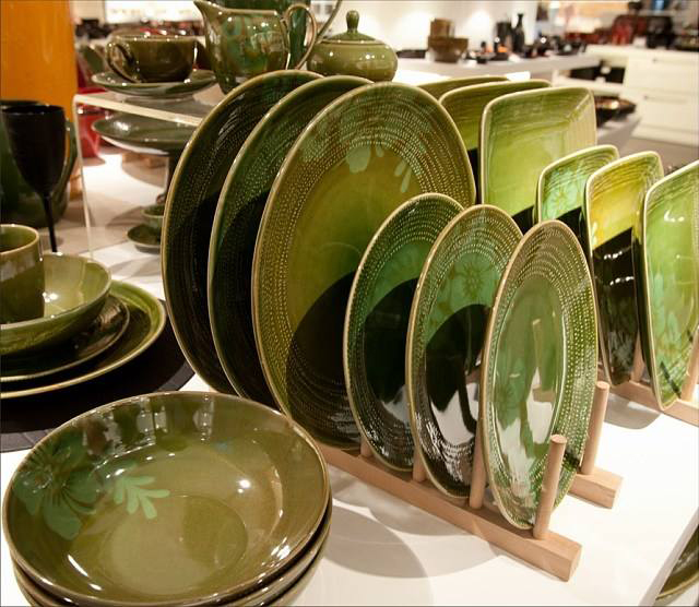 8上：华联瓷业IPO